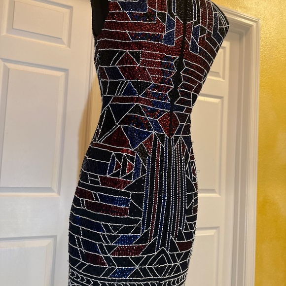 Formal dress - Picture 11 of 16